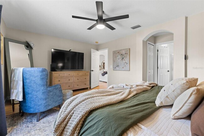 Building Photo - 870 Bayou View Dr