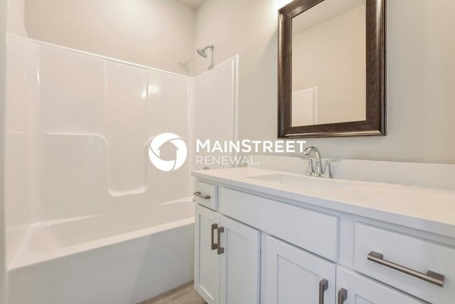 Building Photo - 3 Bedroom Pet-Friendly Home in Owens Cross Roads, AL with Main Street Renewal
