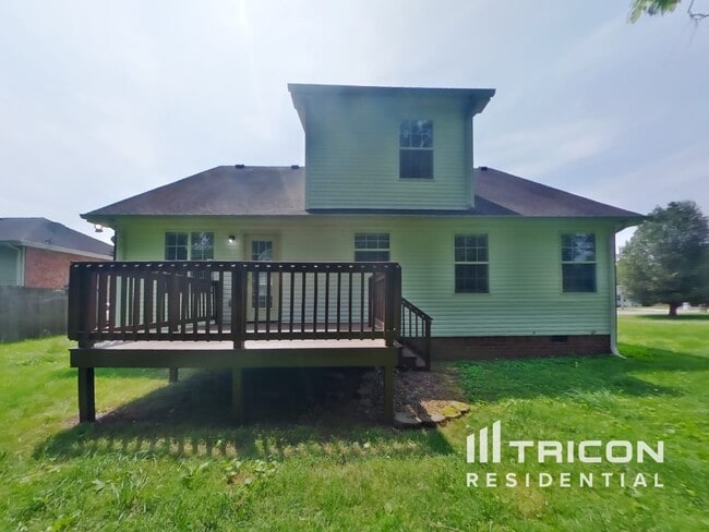 Building Photo - 1226 Bolton Dr