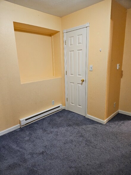 Building Photo - 1253 E 100 S