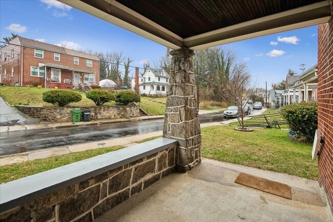 Building Photo - 4007 Biddison Ln