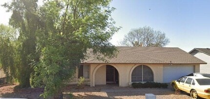 Building Photo - Coming Soon! 3 Bed/2 Bath home in Glendale! Located in an HOA! (Available on 05/15/26)