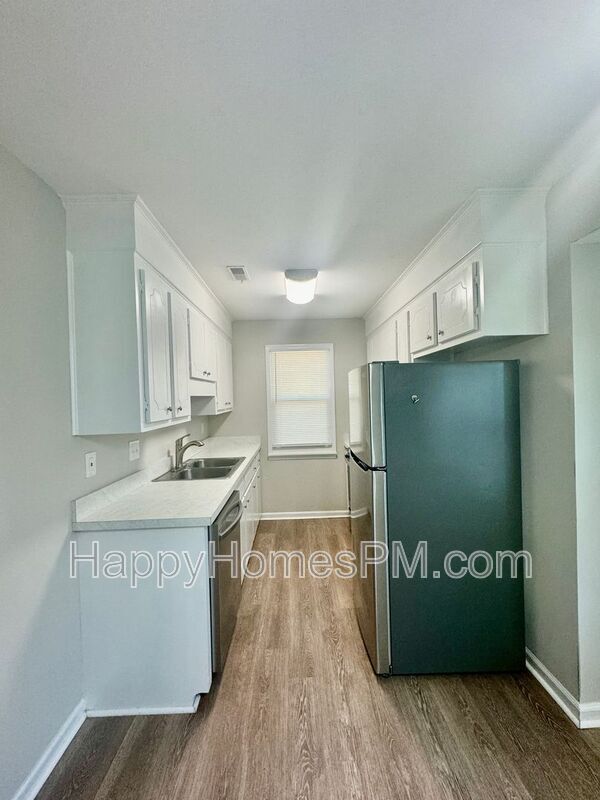 Building Photo - 7640 Corley Dr