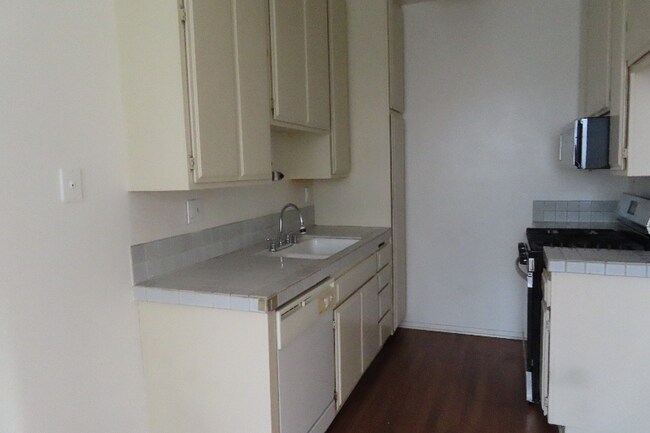 Building Photo - 3648 Motor Ave