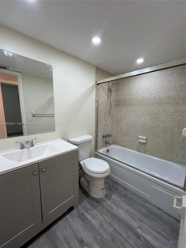 Building Photo - 1701 NW 46th Ave