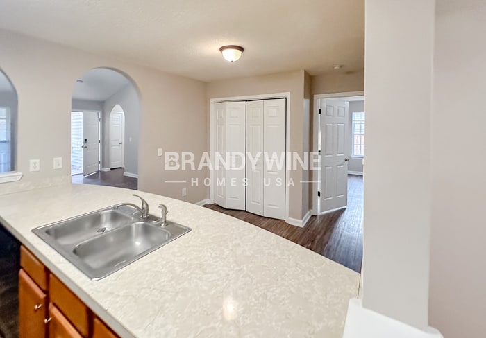 Building Photo - 4830 Buckeye Pl