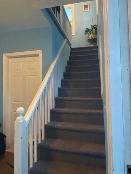 Building Photo - 159 S 4th Ave