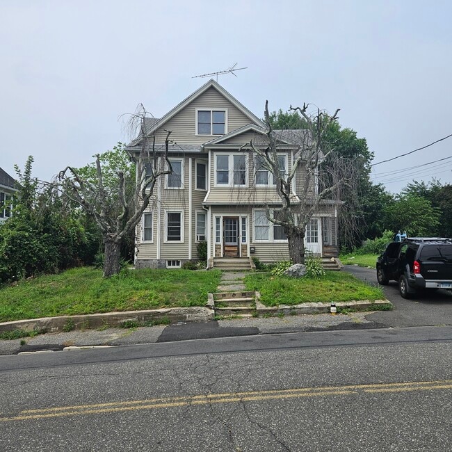 Building Photo - 125 Brightwood Ave