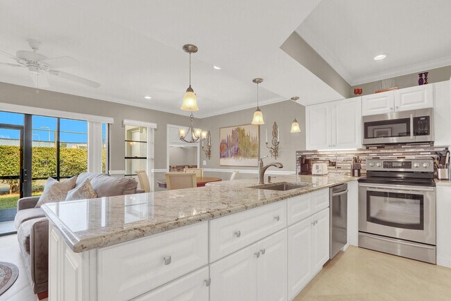 Building Photo - 1605 S US Hwy 1