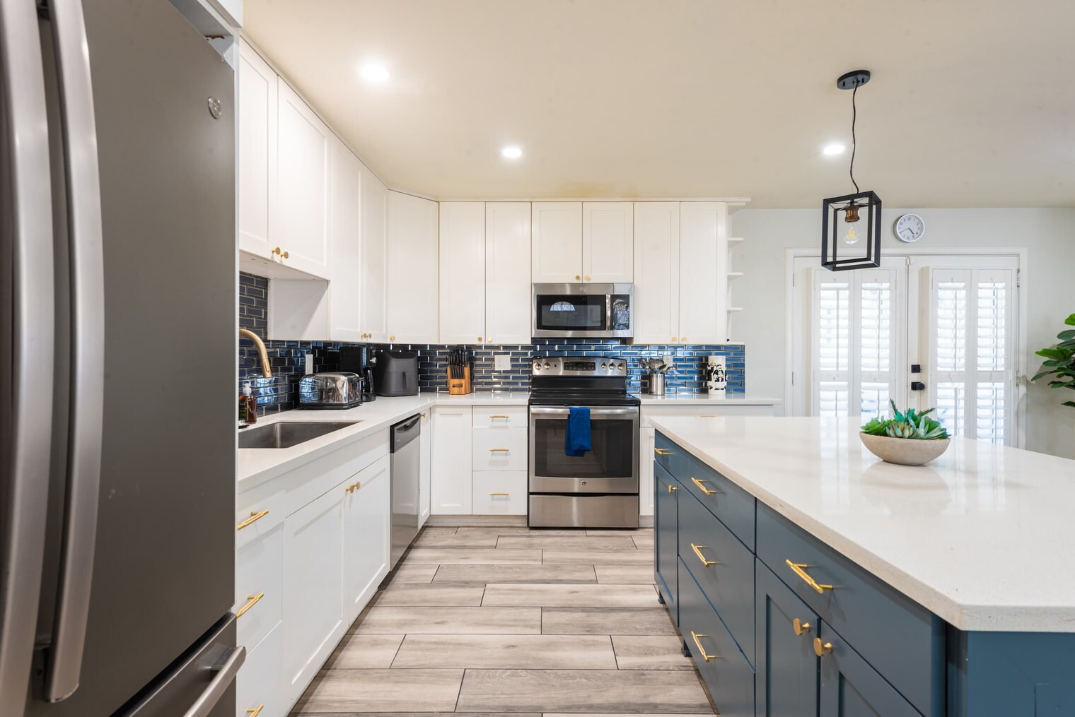 Building Photo - 3502 E Crocus Dr