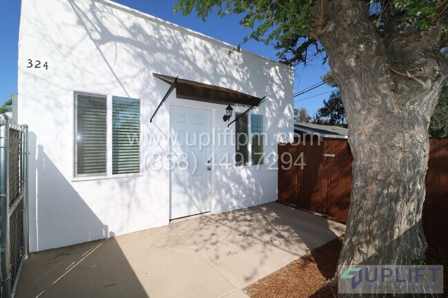 Building Photo - 7th St (318-24) (Ramona)