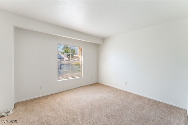 Building Photo - 8416 Sewards Bluff Ave