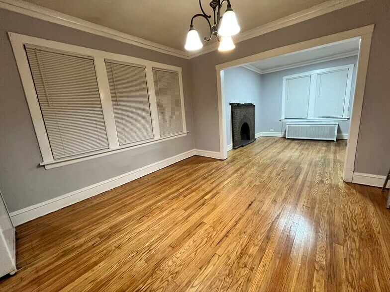 Living Room and Dining Room - 2007 Darrow Ave