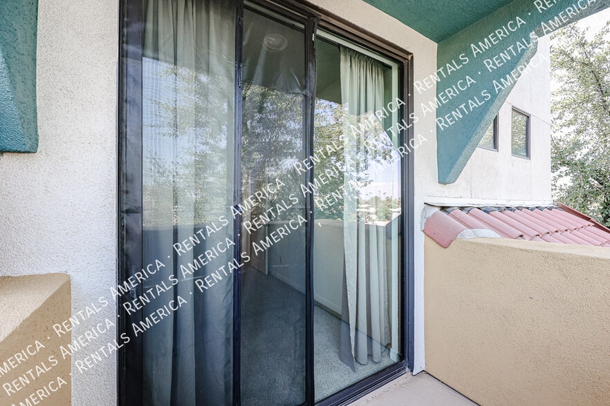 Building Photo - 123 N Washington St