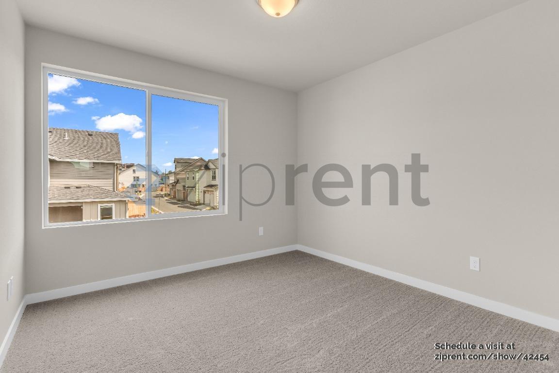Building Photo - 8166 SE Orion Ln