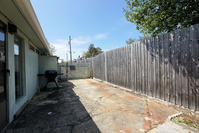 Building Photo - A Mile West of Hurlburt