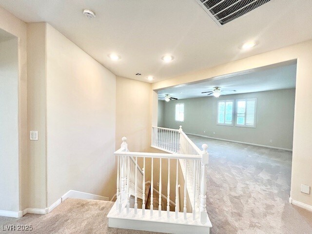 Building Photo - 18 Blue Valley Dr