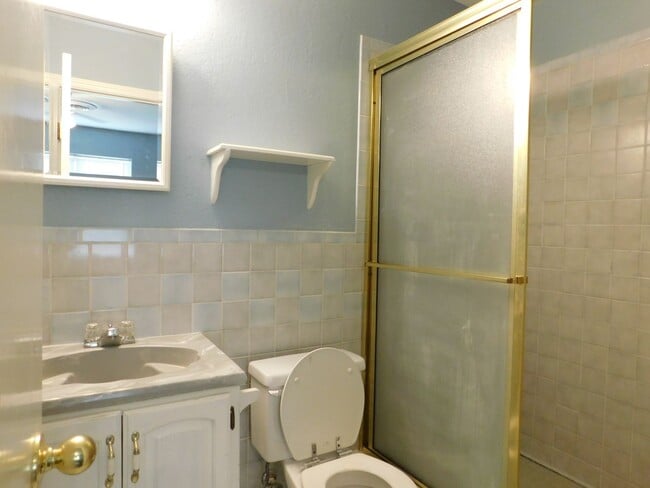 Building Photo - Cute 3 Bedroom 2 Bath House for Rent  Move In Special!