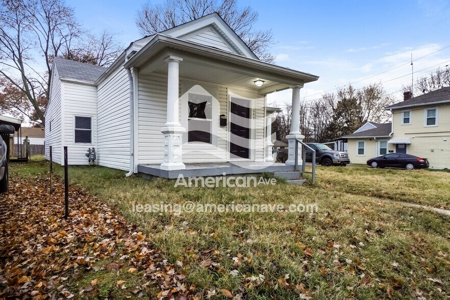 Building Photo - 645 Lynn St