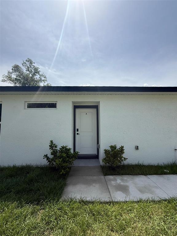 Building Photo - 141 Hummingbird St