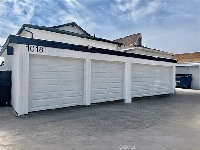 Building Photo - 1009 Valencia St