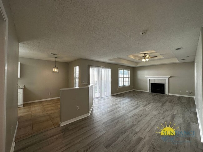 Building Photo - Beautiful 3 Bedroom Home in Fort Walton Beach!
