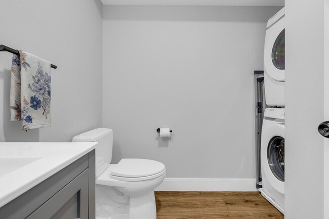 Building Photo - 1721 Centre St