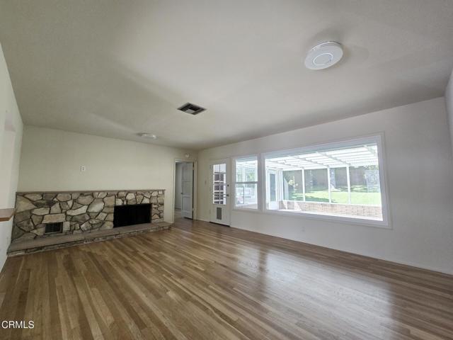 Building Photo - 3815 Mayfair Dr