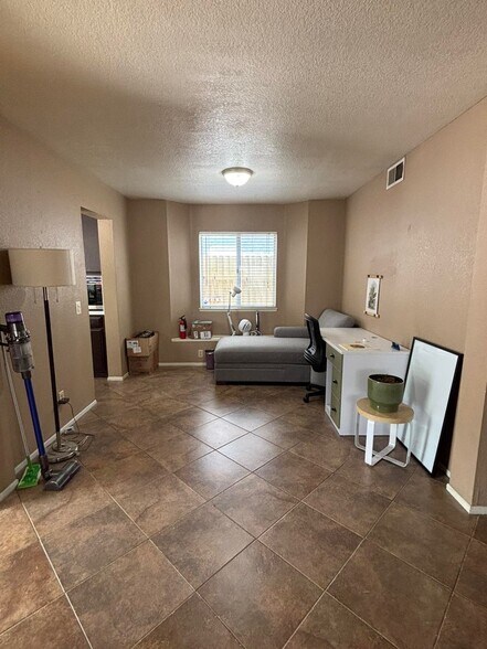 Building Photo - 11141 Countryview Dr