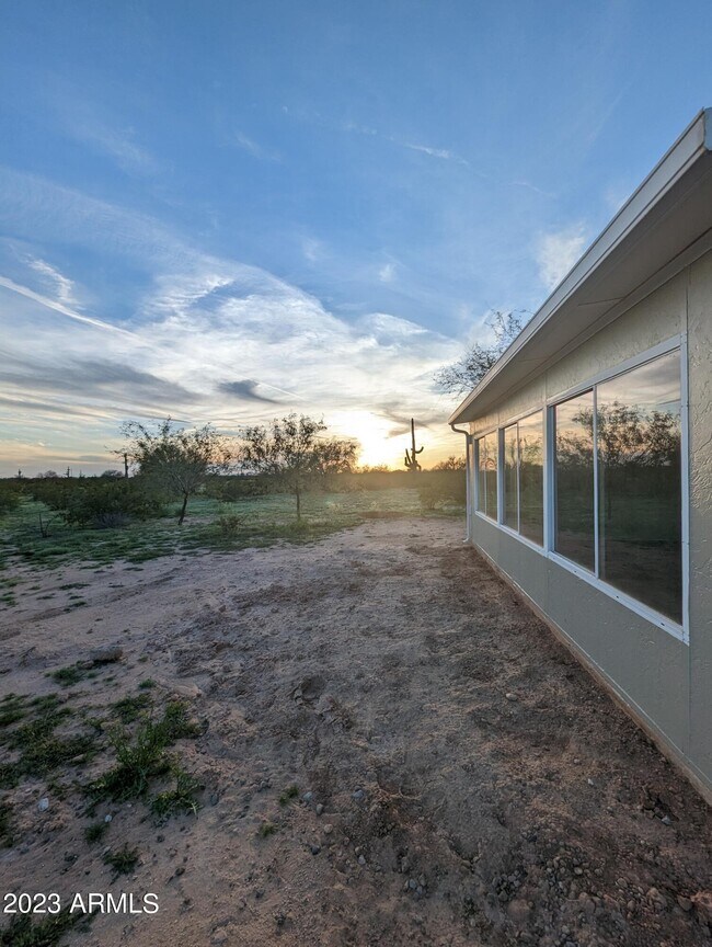 Building Photo - 22455 N Royd Rd