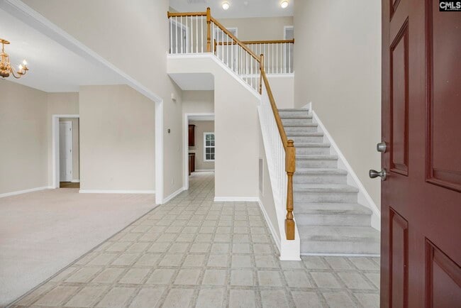 Building Photo - 109 Cotoneaster Dr