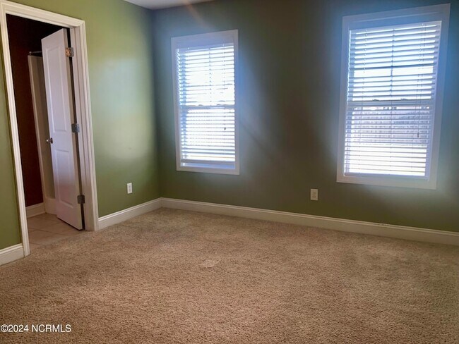 Building Photo - 7206 Chipley Dr