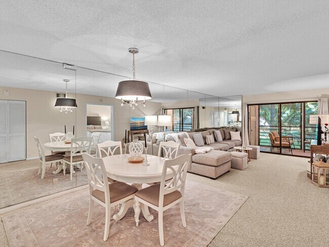 Building Photo - 10143 Mangrove Dr