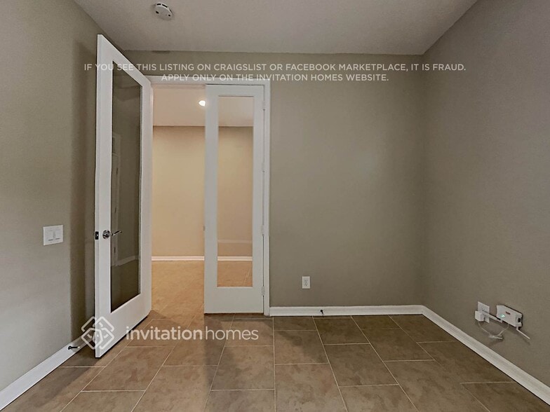 Building Photo - 2235 Landside Dr