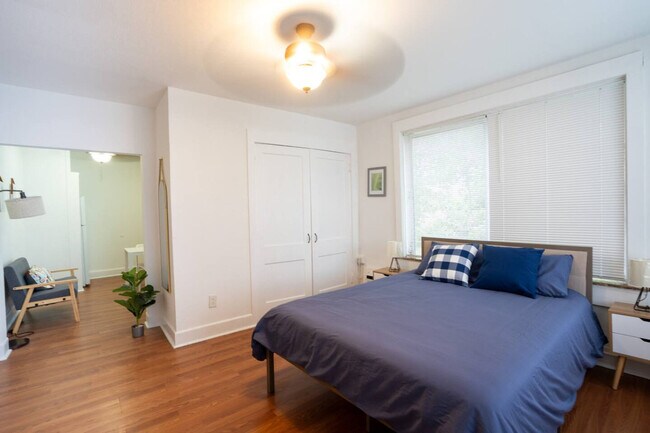 Building Photo - 444 Ponce de Leon Blvd