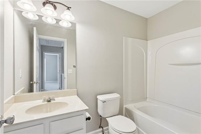Building Photo - 283 Hiawassee Dr