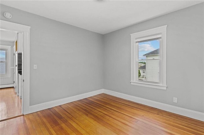 Building Photo - 100 De Pinedo St