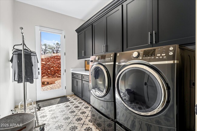 Building Photo - 3495 Navoti Dr