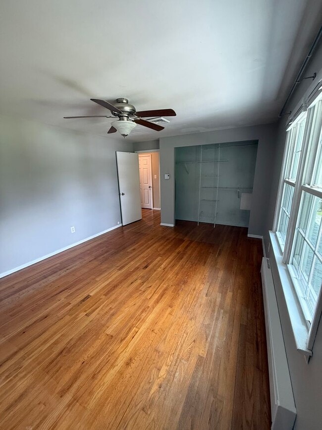 Building Photo - 3 Bd/1.5 Bath Twin Home in Perkasie Boro