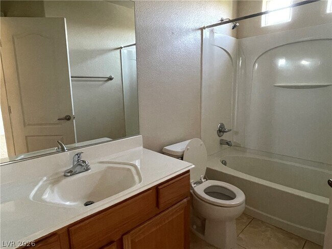 Building Photo - 417 Colorful Rain Ave