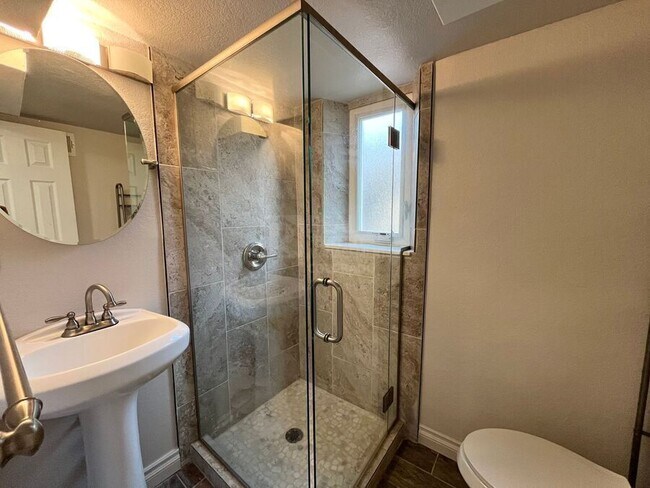 Building Photo - 1780 Quebec St