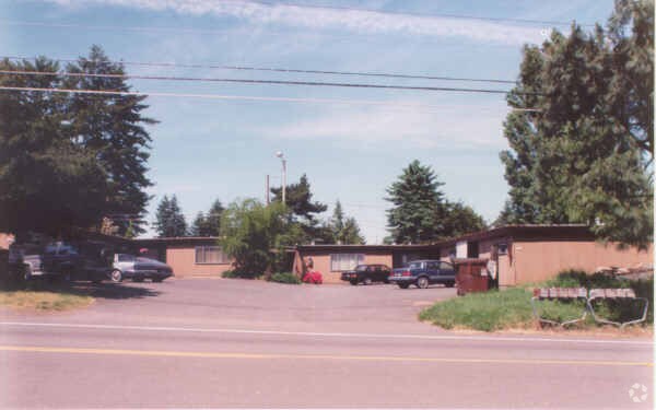 Primary Photo - Washington Square Court