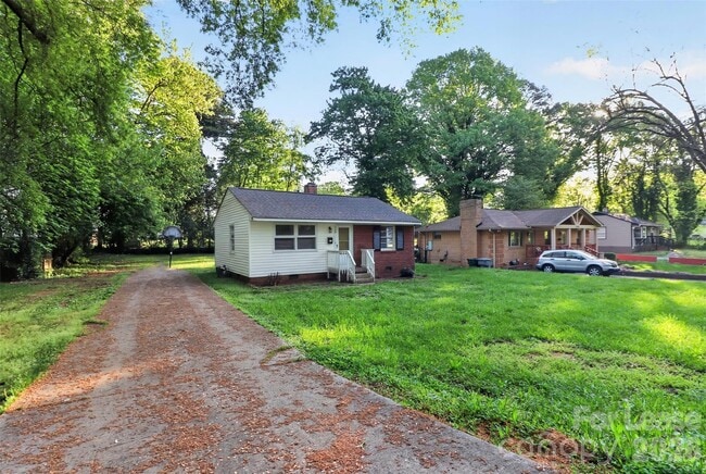 Building Photo - 2135 Purser Dr