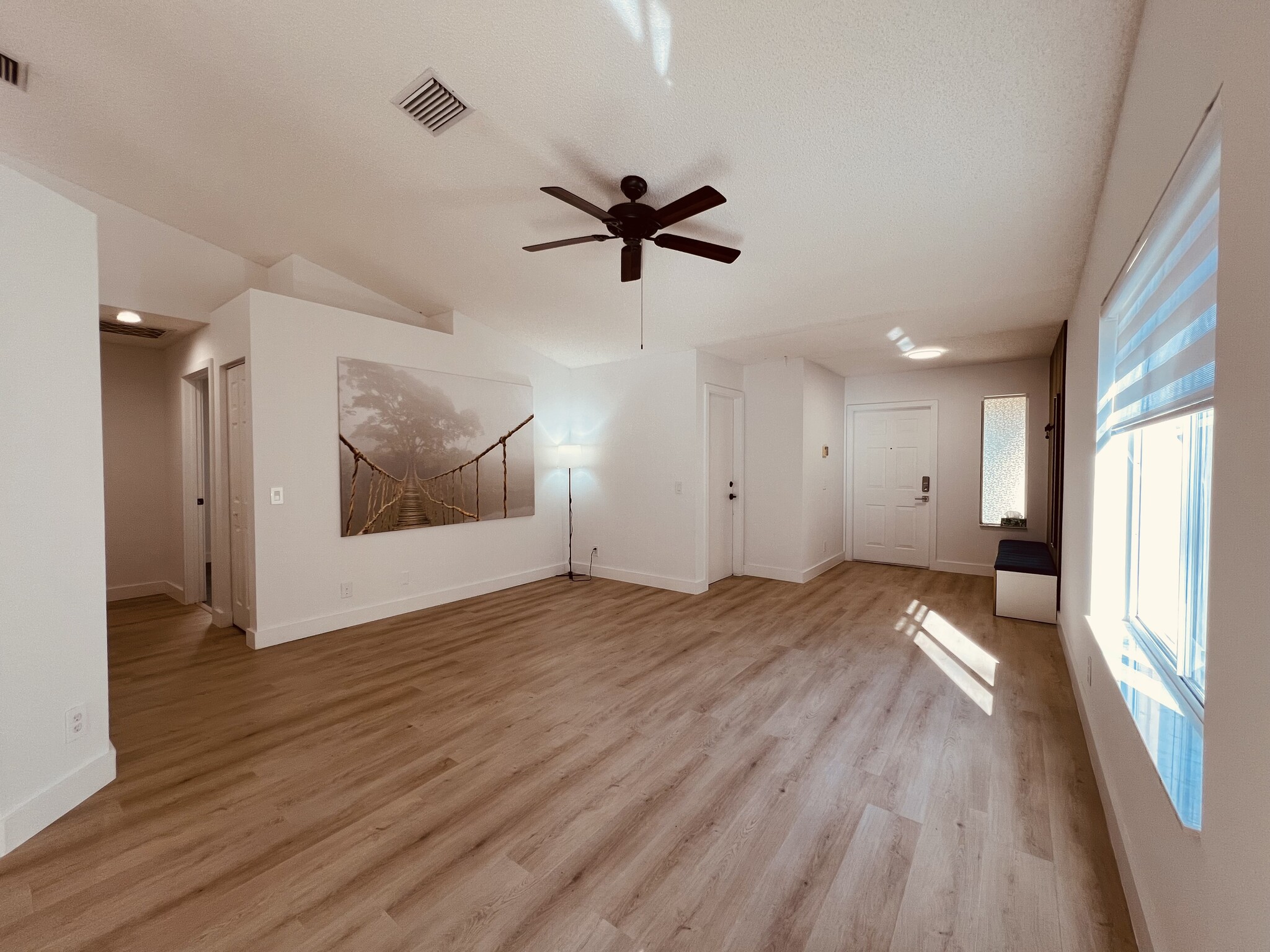 Building Photo - 1611 Palermo Dr