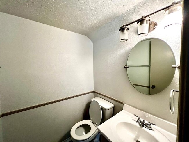 Building Photo - 3008 Brockbank Ct