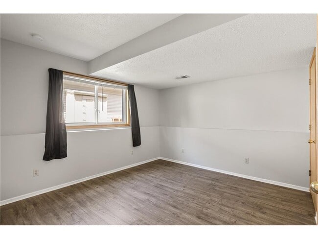 Building Photo - 17245 33rd Ave N