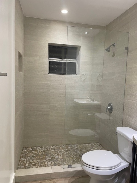 Shower - 221 SW 9th Ave