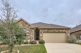 Building Photo - 5867 San Savino Dr