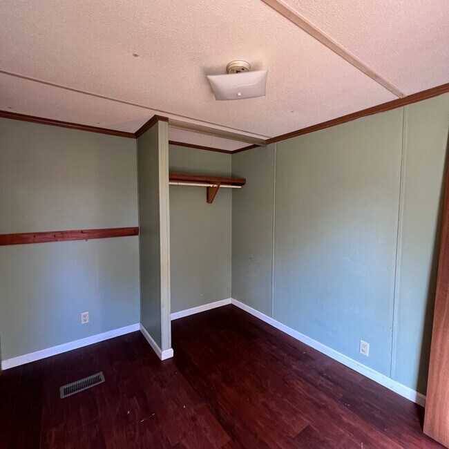 Building Photo - 1481 Holly Grove Rd