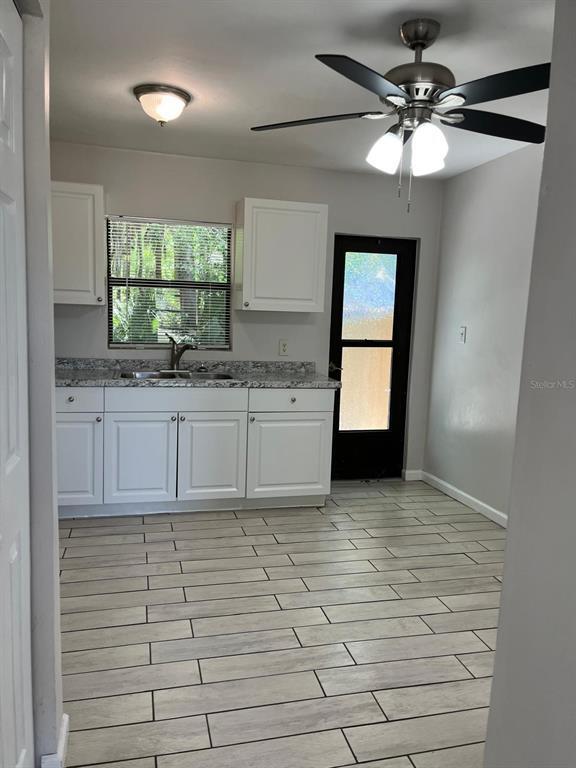 Building Photo - 2603 Nightshade Ln